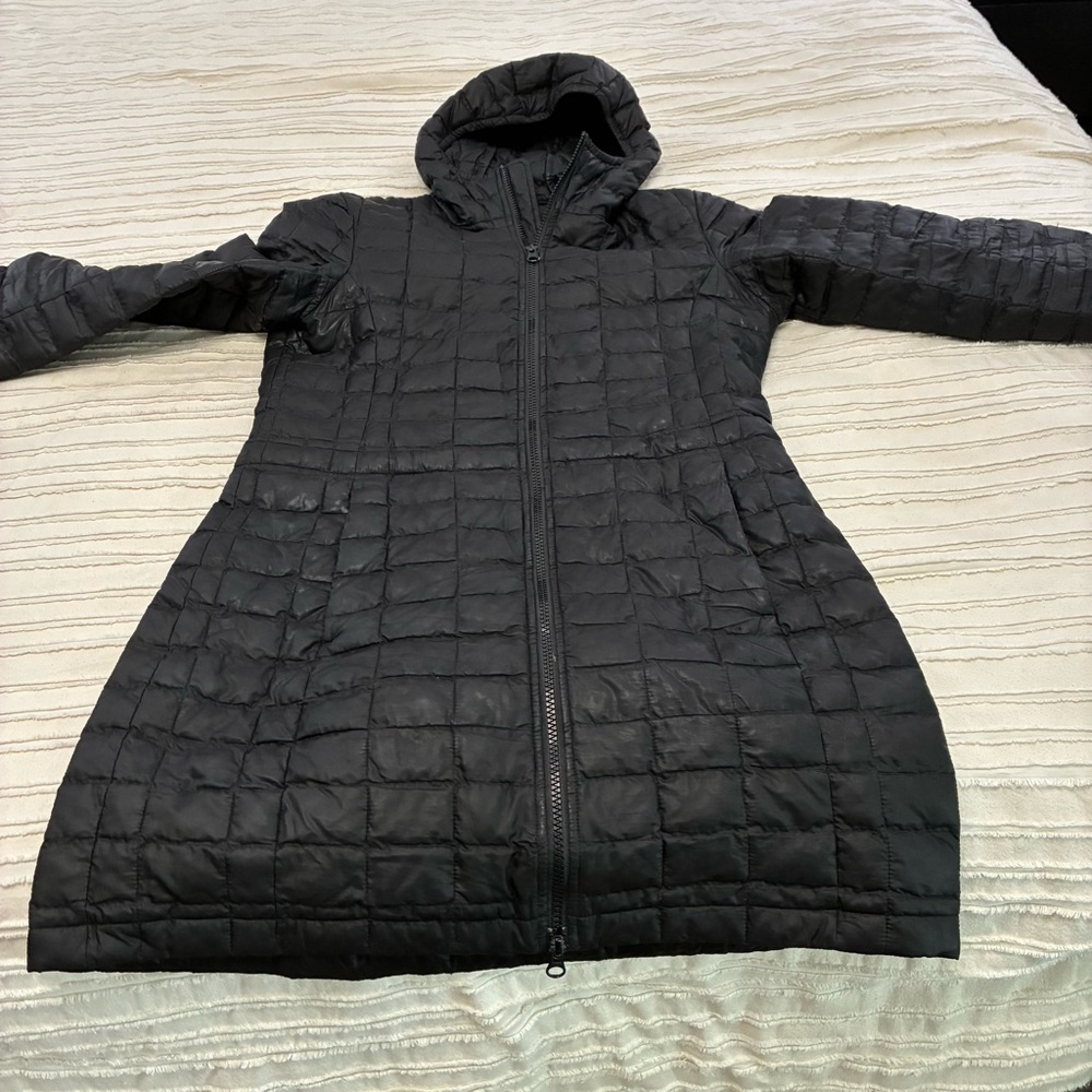The North Face Black Quilted Jacket. Women’s size small. VGUC. Lightweight - Picture 9 of 16